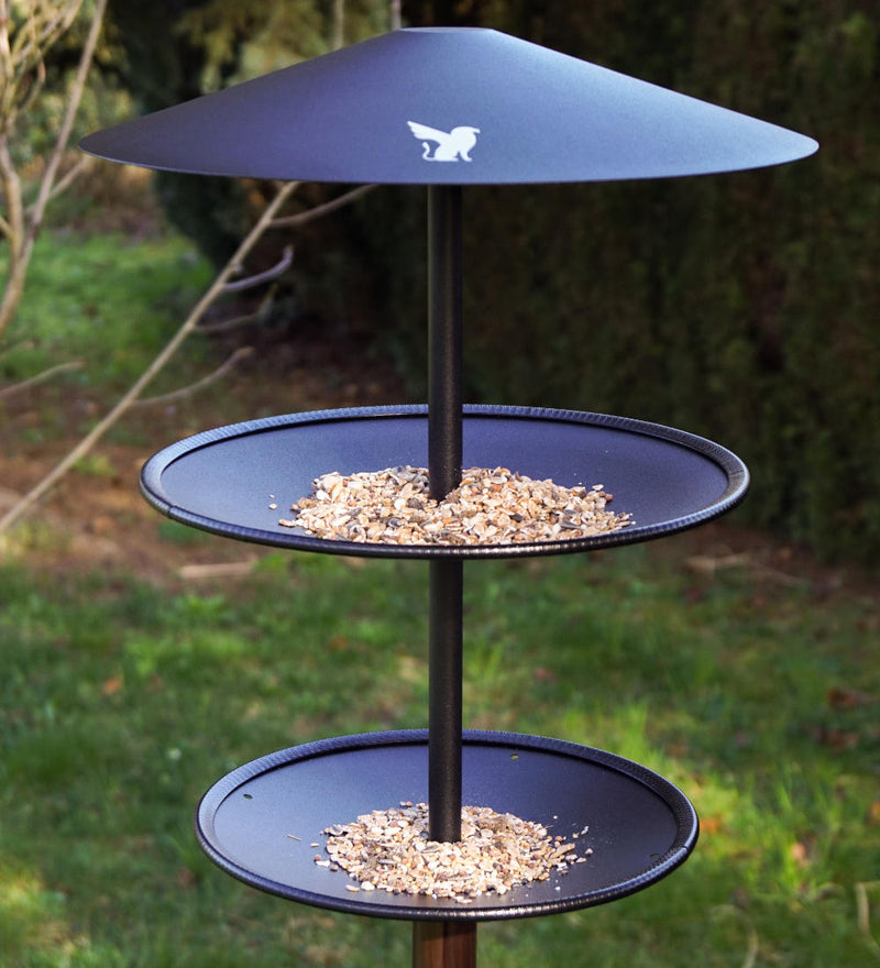 Szene mit GREIF Vogelhaus