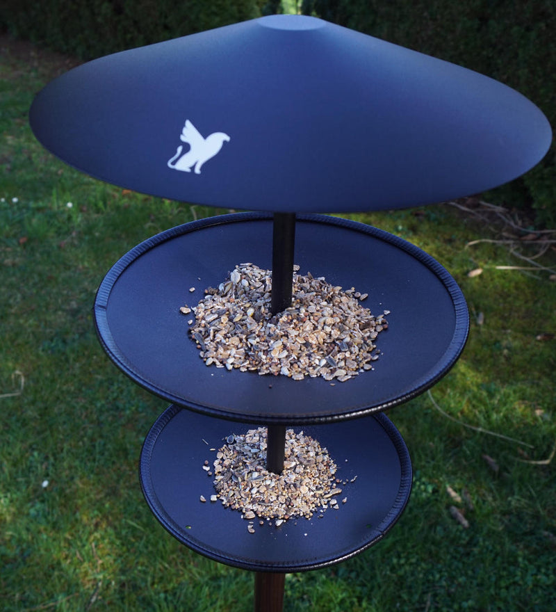 Szene mit GREIF Vogelhaus